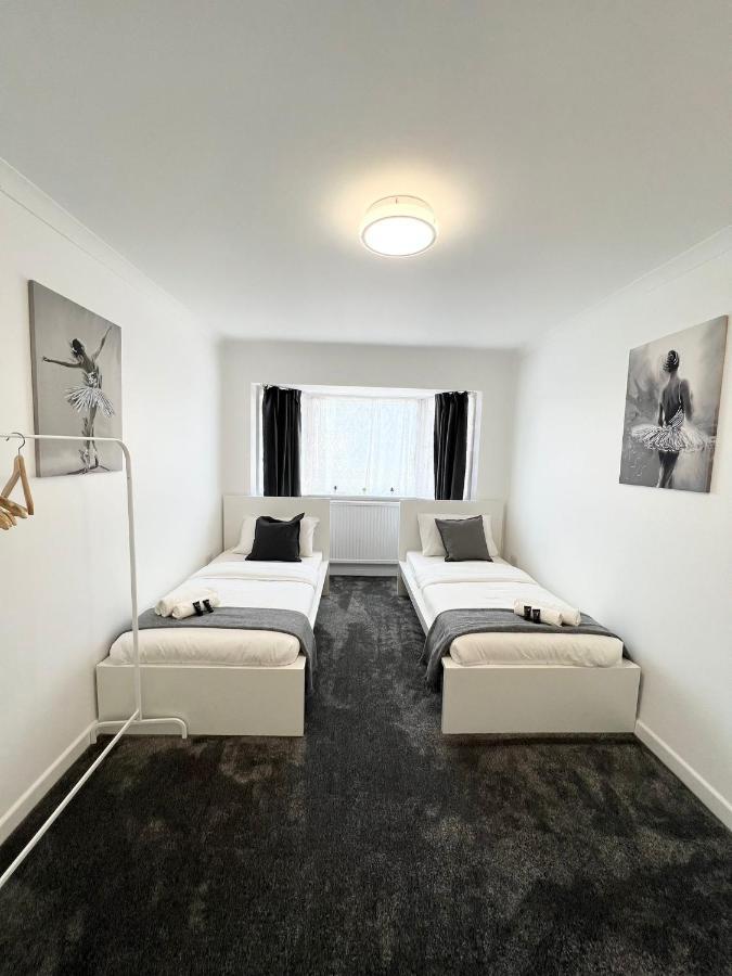 Отель Stunning Flat In Greater Лондон Экстерьер фото