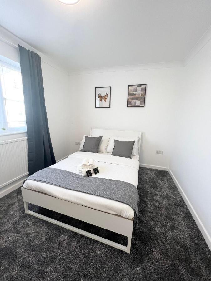 Отель Stunning Flat In Greater Лондон Экстерьер фото