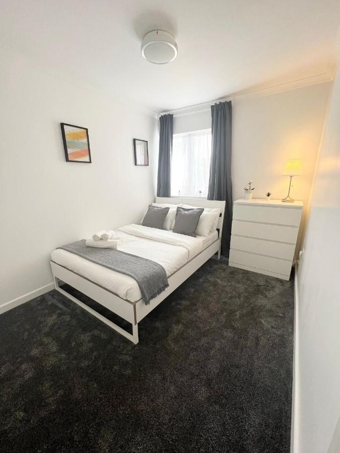 Отель Stunning Flat In Greater Лондон Экстерьер фото